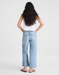 Short Low-Slung Baggy Crop Jeans LARSON WASH
