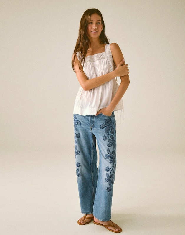 Embroidered Low-Slung Baggy Crop Jeans WORN MID INDIGO