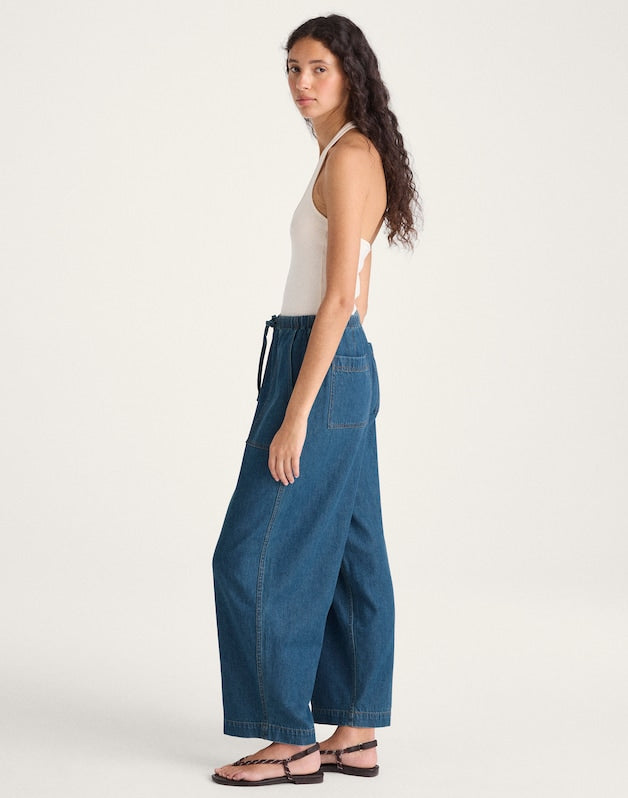 Pull-On Barrel-Leg Utility Pants in Airy Denim MARINA BLUE