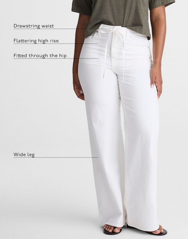 The Curvy Ultimate Wide-Leg Jean TILE WHITE