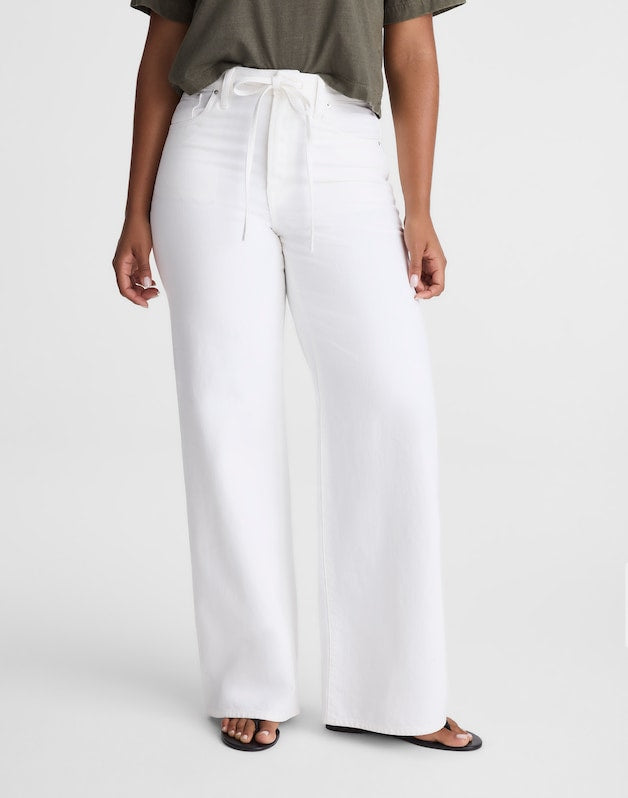 The Curvy Ultimate Wide-Leg Jean TILE WHITE