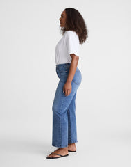 The Curvy Wide-Leg Crop Jean in Super Stretch Denim ONEIDA WASH