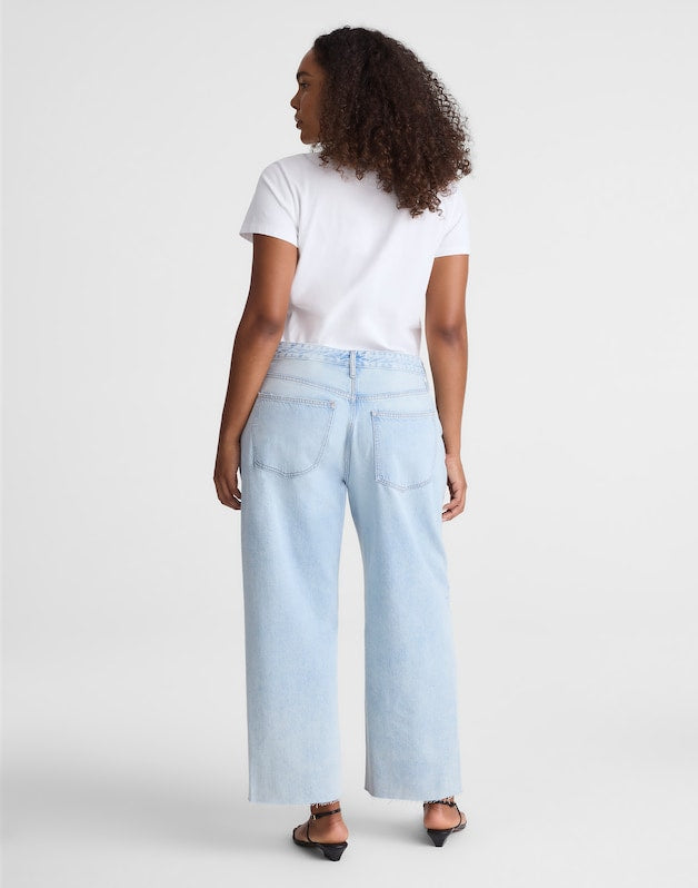 Curvy Low-Slung Baggy Crop Jeans in Foster Wash FOSTER WASH