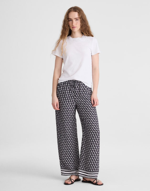Pull-On Pants in Satin CLASSIC NAVY