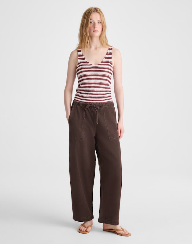 Pull-On Barrel-Leg Utility Pants in Airy Denim DARK BROWN