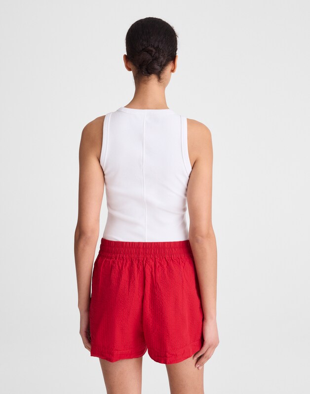 Pull-On Shorts in Seersucker RED CURRANT