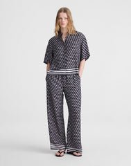 Patch-Pocket Boxy Shirt CLASSIC NAVY