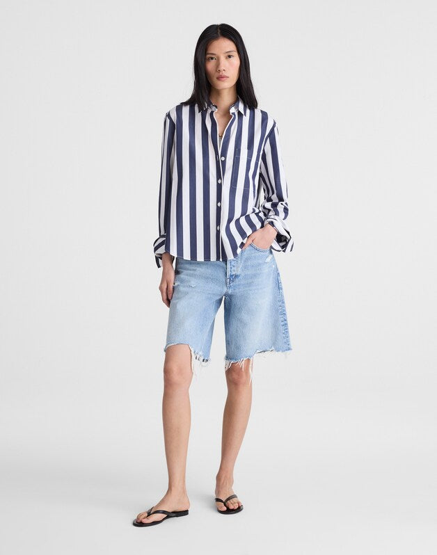 The Signature Y-Neck Shirt in Poplin PETROL NAVY