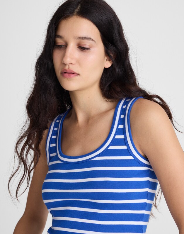 The '90s Scoopneck Tank in Compact Cotton ELECTRIC BLUE