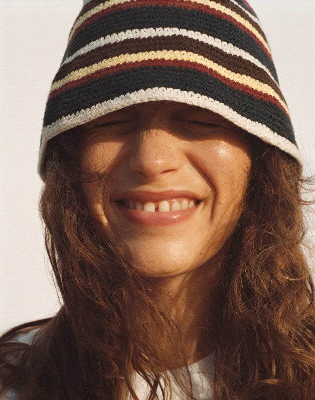 Crochet-Knit Bucket Hat CLASSIC NAVY