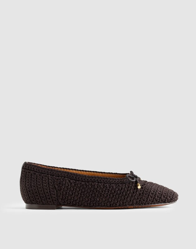 The Hester Flat in Crochet ROASTED ESPRESSO