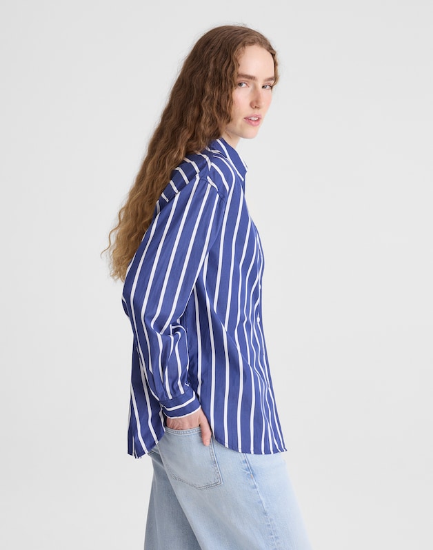 The Easy Shirt in Poplin COOL NAVY