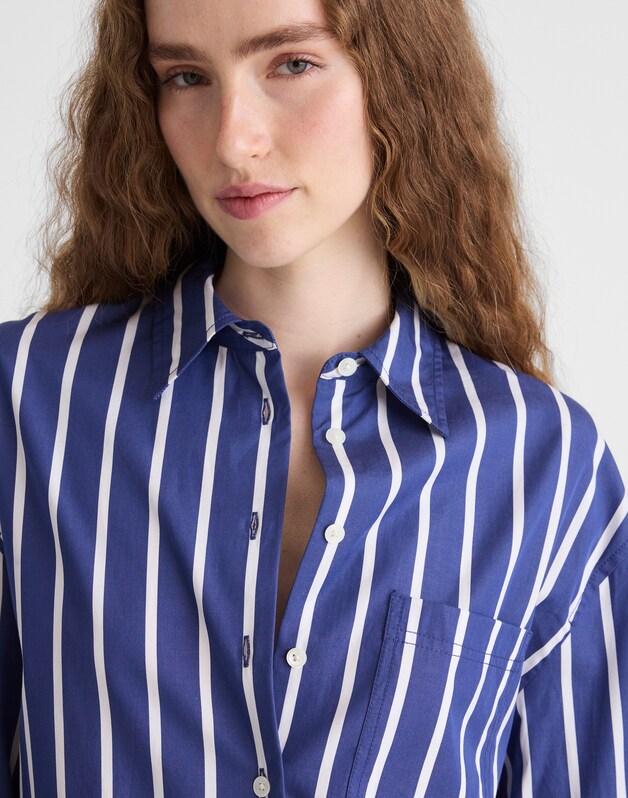The Easy Shirt in Poplin COOL NAVY