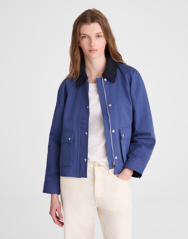 The Billie Short Jacket in Cotton Twill DEEP BLUE