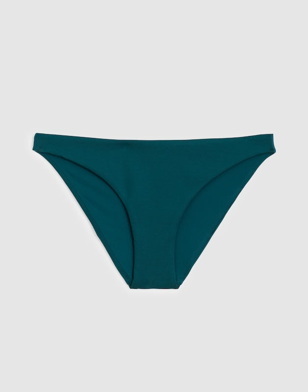 Left On Friday Wear To Bikini Bottom DEEP END